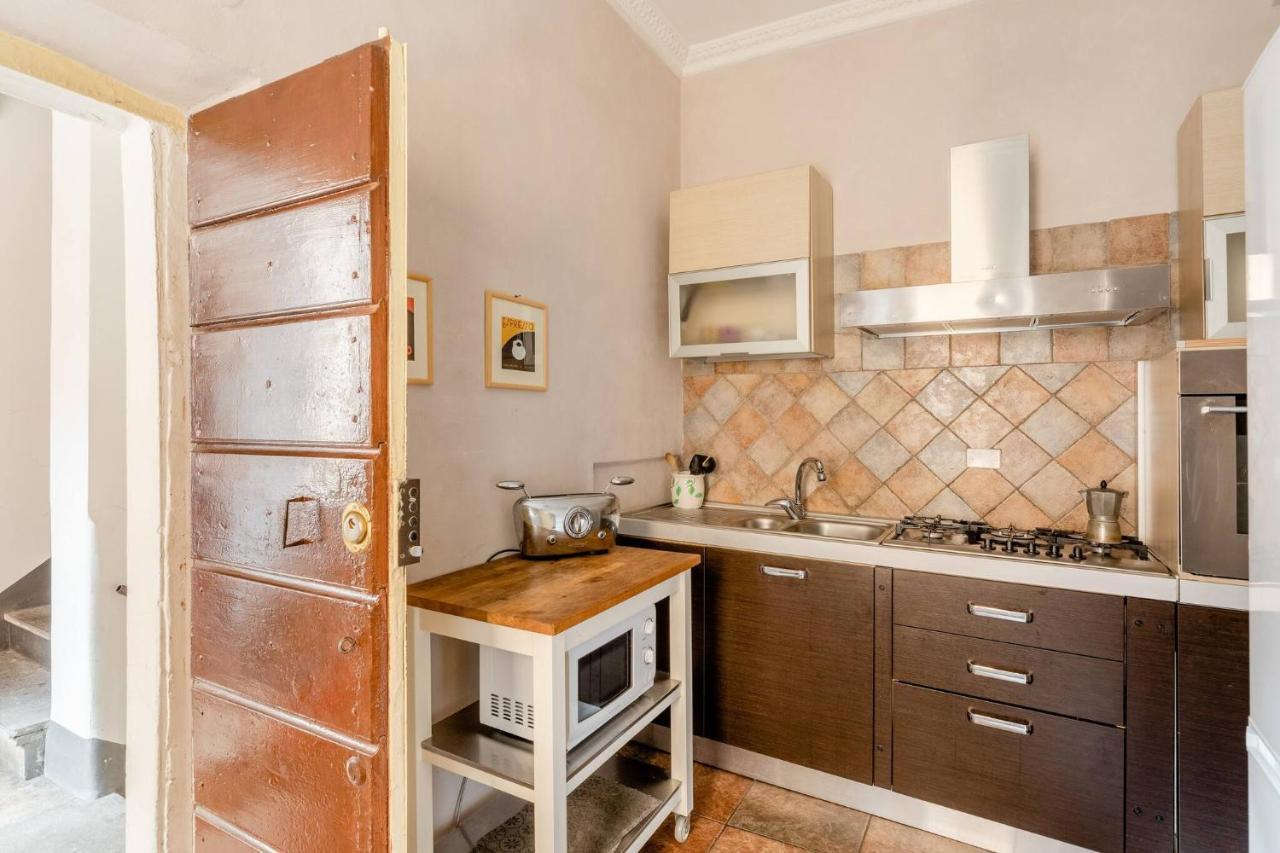 Right In The Ancient Historical Center Two Bedrooms Two Bath, Up To 6 Pax Rom
